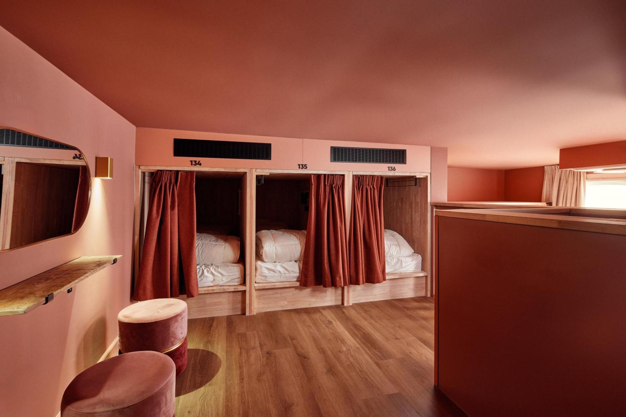 The Elephant Hostel Amsterdam Esterno foto